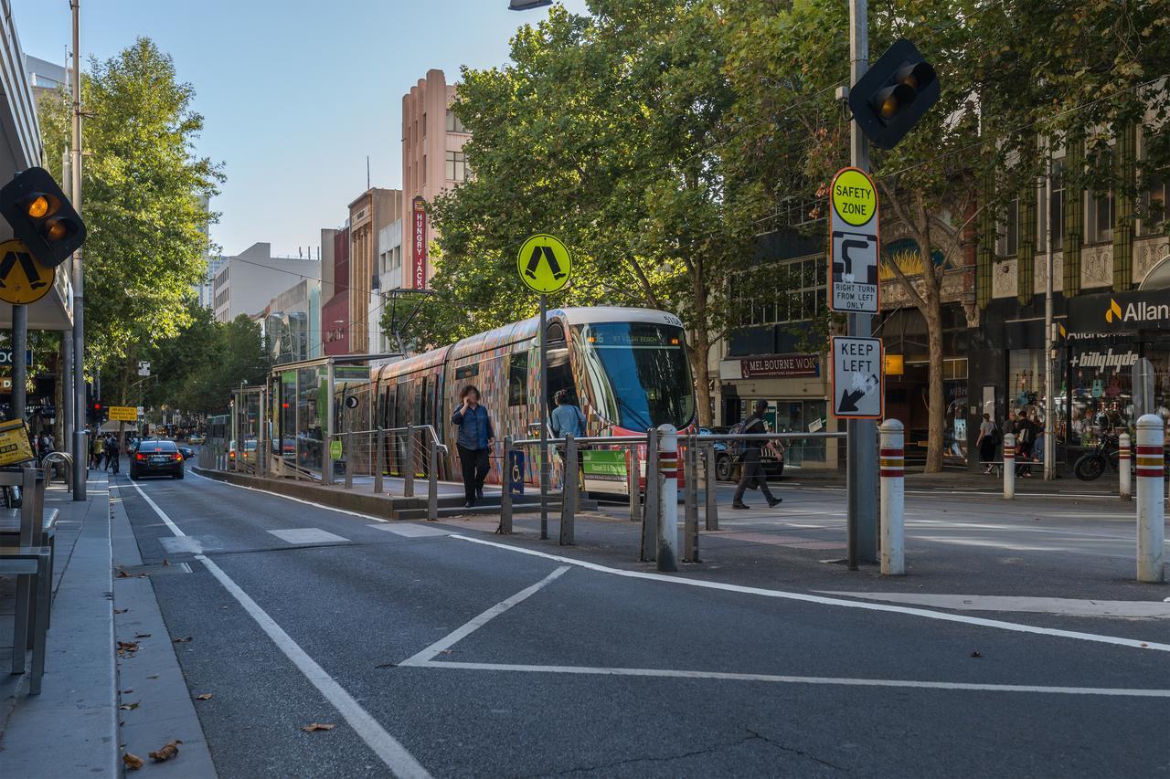 Apc On Bourke Aparthotel Melbourne Esterno foto